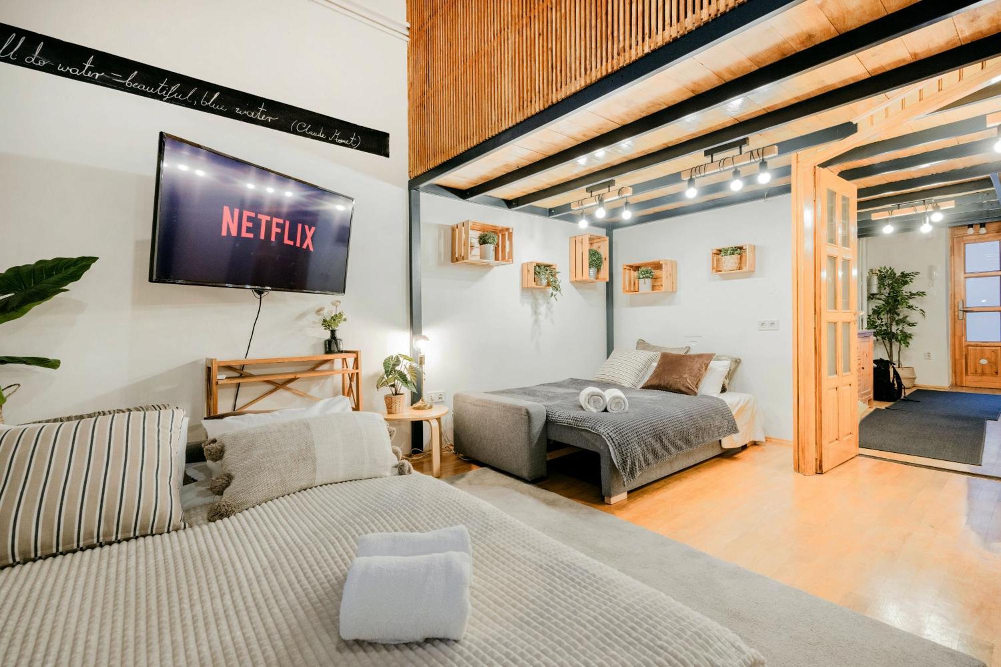 Wellness Wonderland: Garden, Sauna, Jacuzzi In Cbd Budapest Eksteriør billede