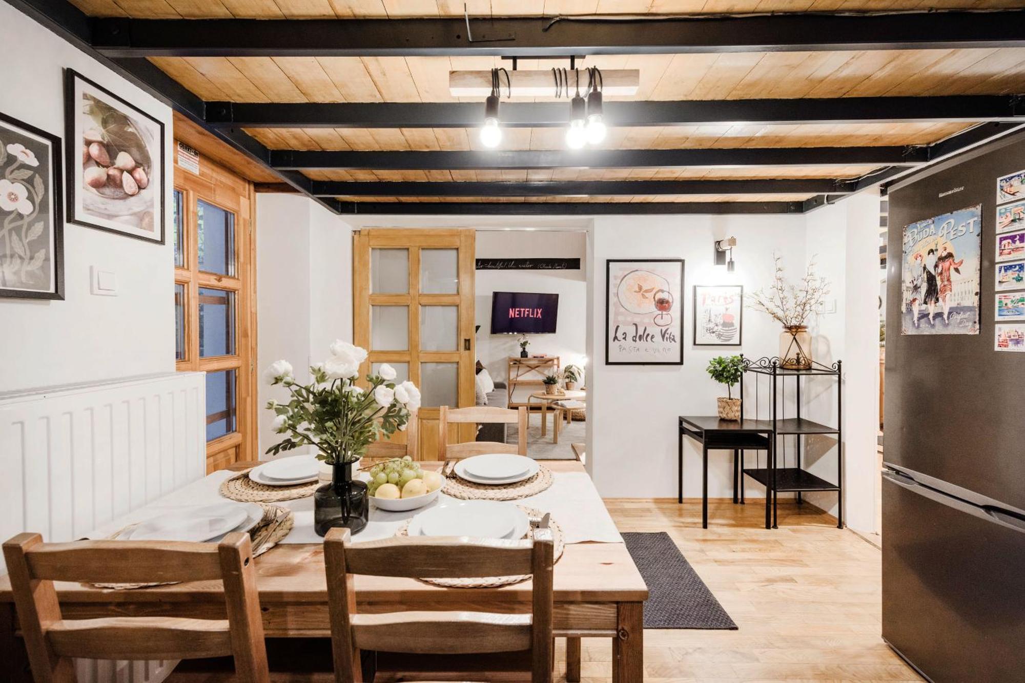 Wellness Wonderland: Garden, Sauna, Jacuzzi In Cbd Budapest Eksteriør billede