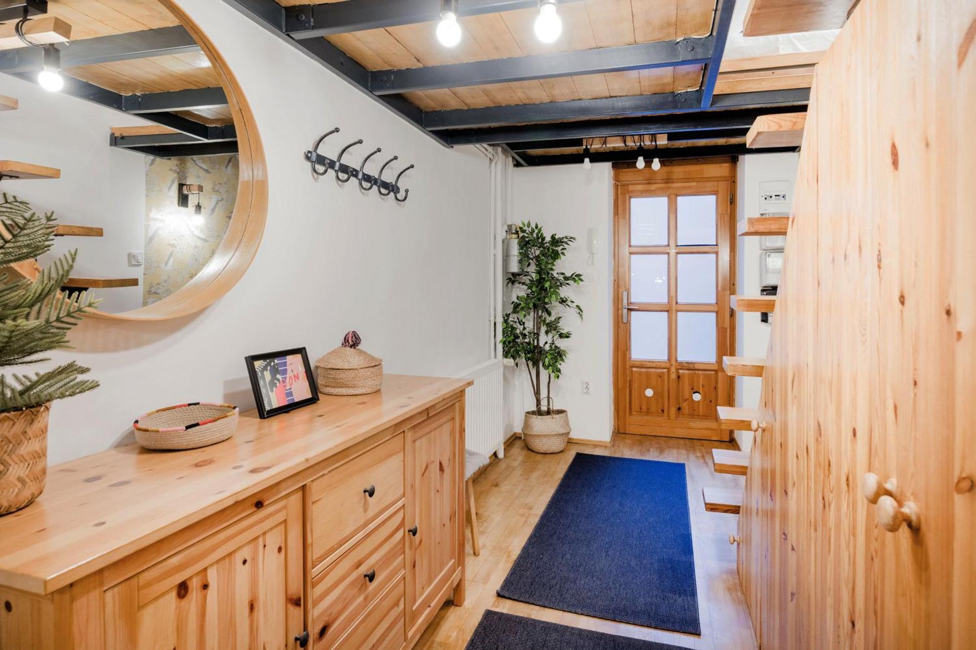 Wellness Wonderland: Garden, Sauna, Jacuzzi In Cbd Budapest Eksteriør billede