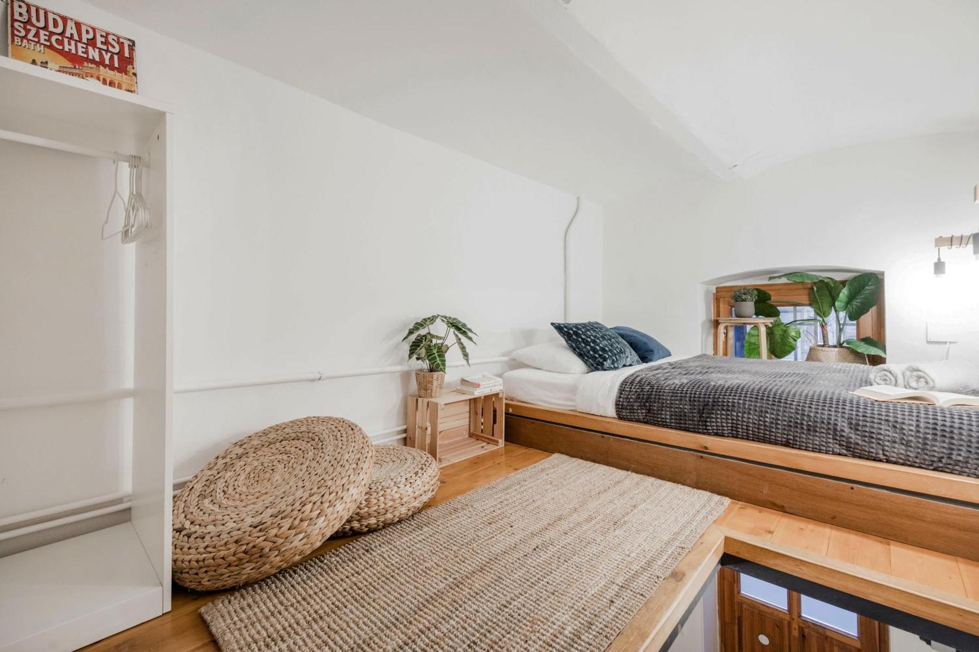 Wellness Wonderland: Garden, Sauna, Jacuzzi In Cbd Budapest Eksteriør billede
